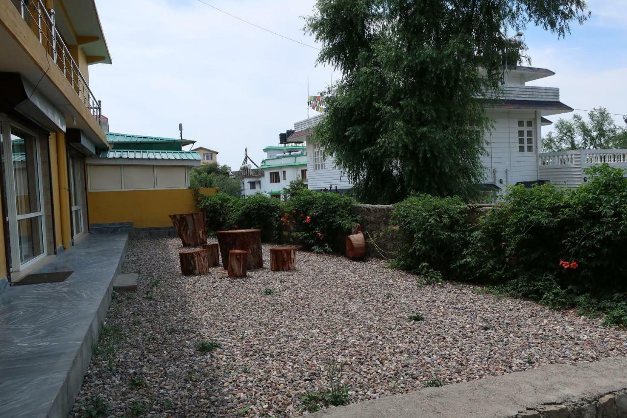 Zhim Zhim Guest House Bīr Exteriör bild